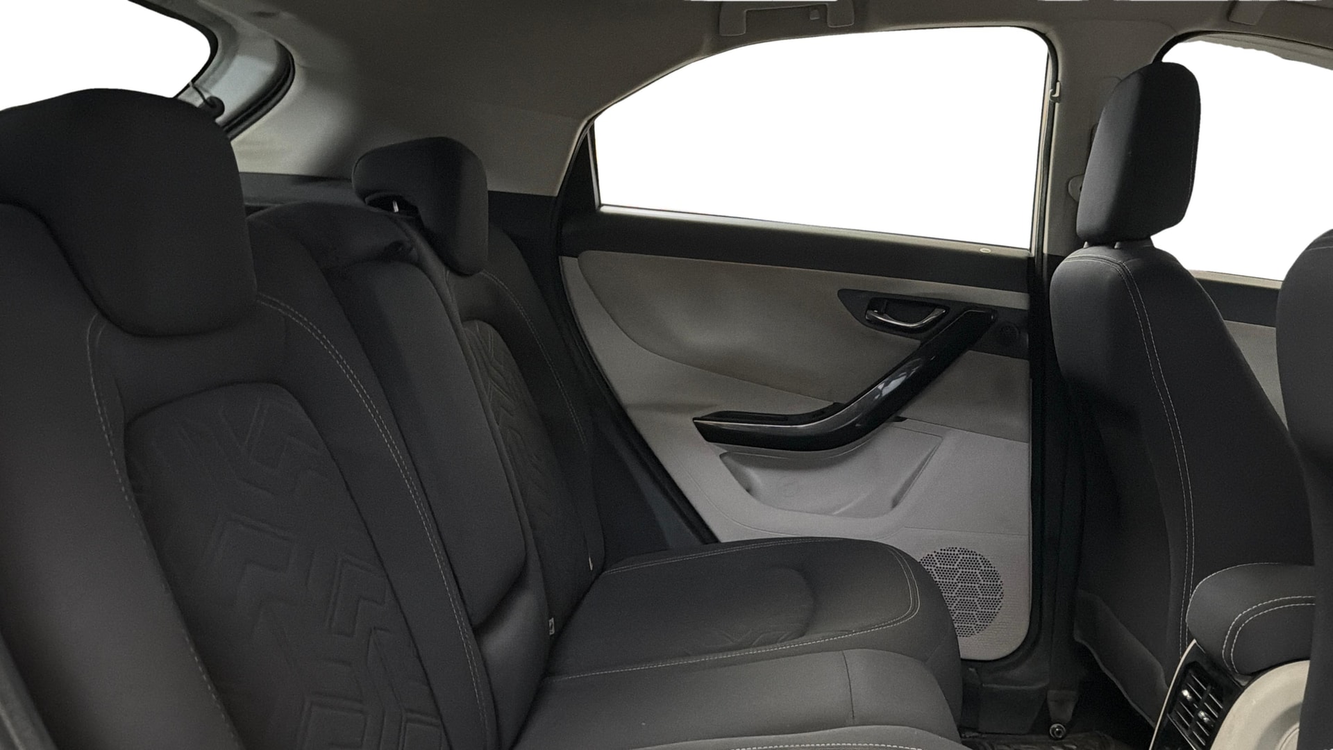 View 2021 Tata Nexon Revotron XE Image 31 Used 2021 Tata Nexon Revotron XE Image 31