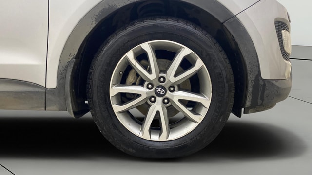 View Hyundai Santa Fe Image 45 Used Hyundai Santa Fe Image 45