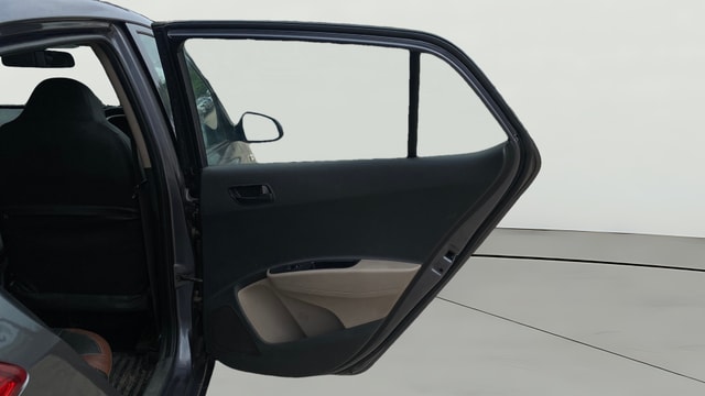 View Hyundai Grand i10 Image 6 Used Hyundai Grand i10 Image 6