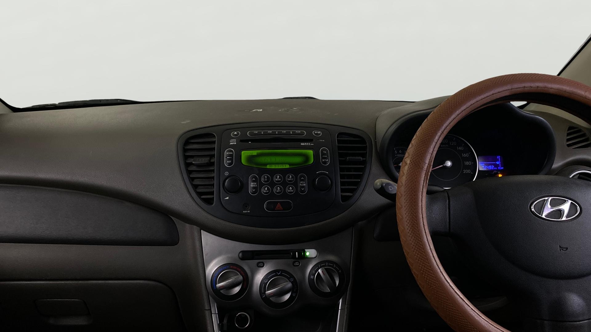 View 2014 Hyundai i10 1.1 Magna Image 17 Used 2014 Hyundai i10 1.1 Magna Image 17