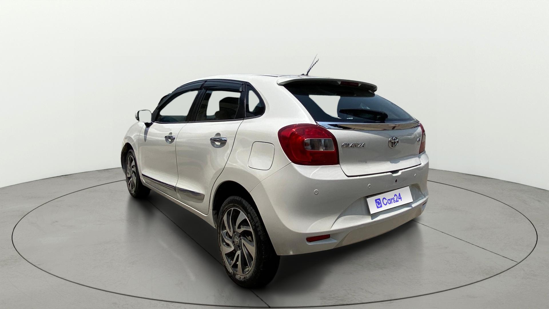 View 2020 Toyota Glanza G MT Image 2 Used 2020 Toyota Glanza G MT Image 2