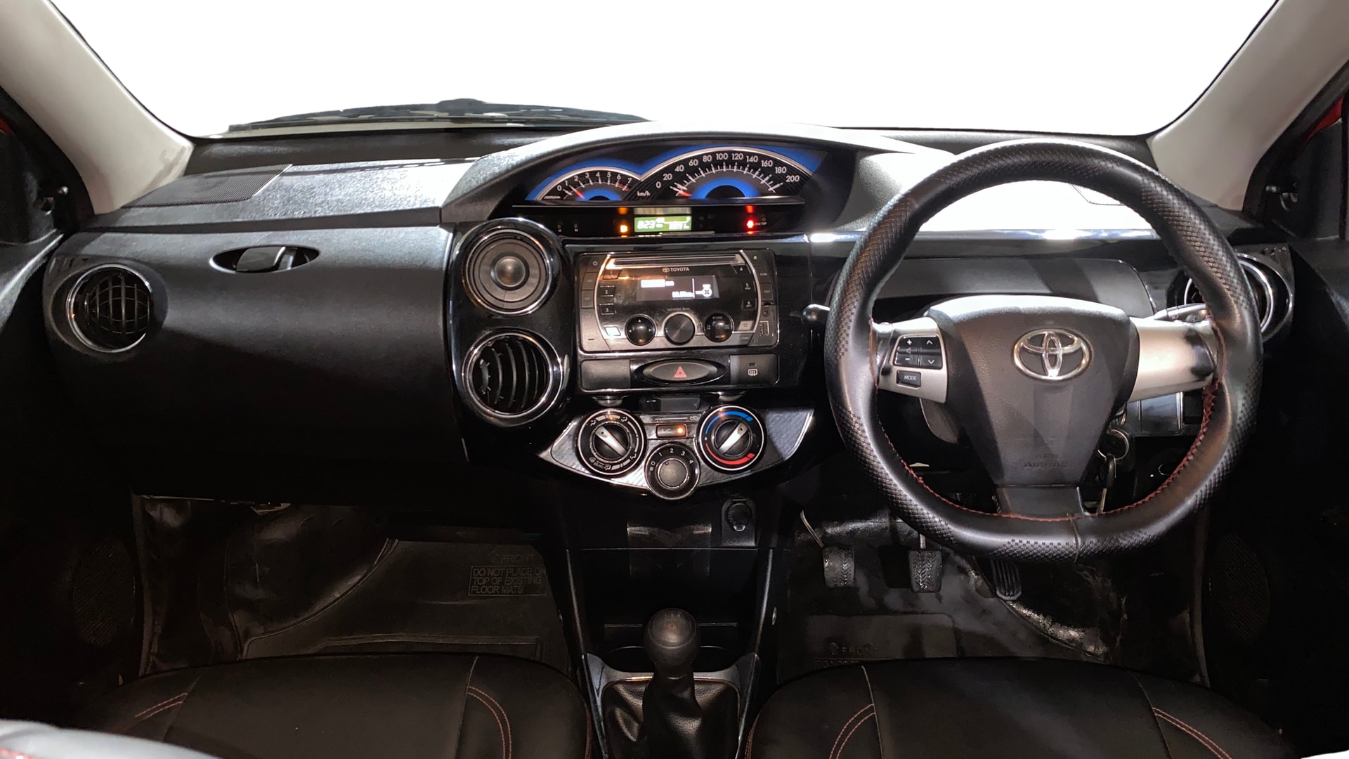Used 2014 Toyota Etios Cross Used 2014 Toyota Etios Cross