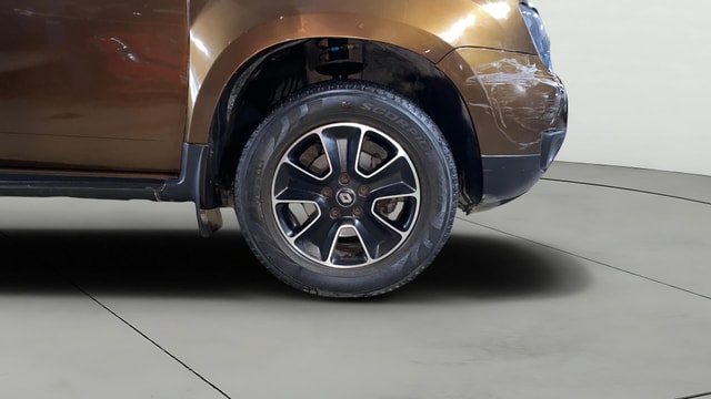 View Renault Duster Image 39 Used Renault Duster Image 39