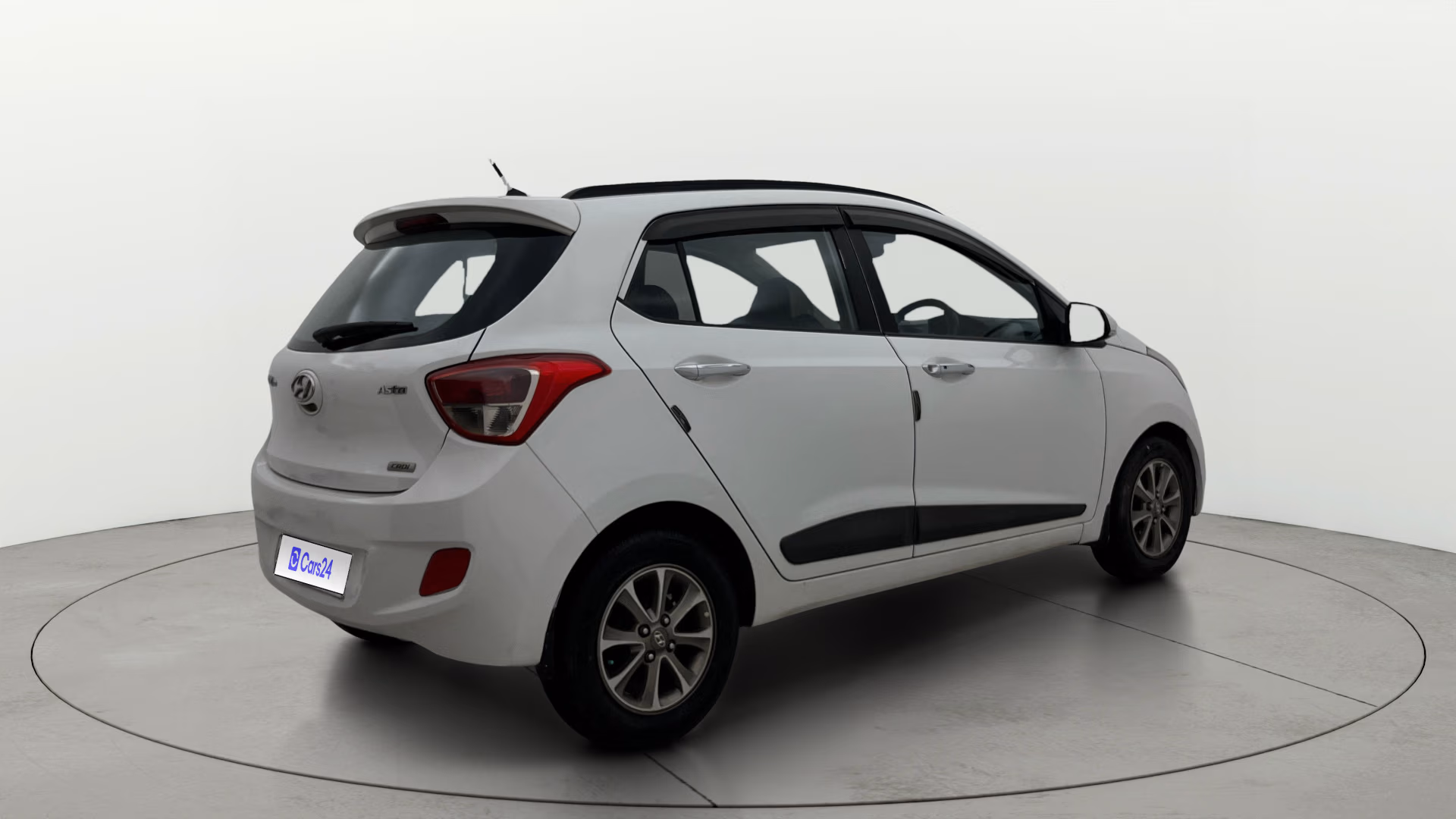 View 2014 Hyundai Grand i10 1.1 Asta Diesel Image 42 Used 2014 Hyundai Grand i10 1.1 Asta Diesel Image 42