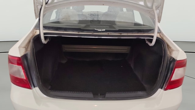 View Skoda Rapid Image 36 Used Skoda Rapid Image 36
