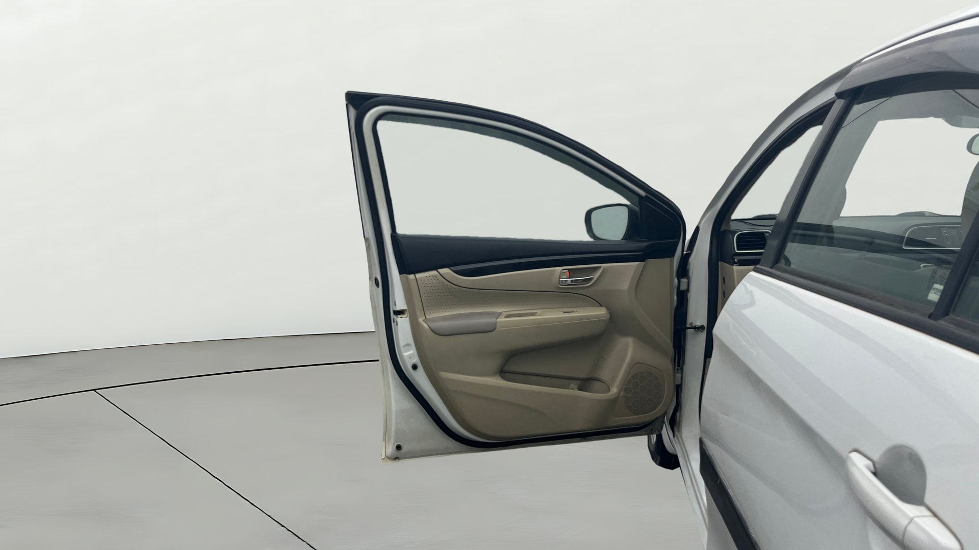 View 2016 Maruti Suzuki 1000 Base Variant Image 31 Used 2016 Maruti Suzuki 1000 Base Variant Image 31