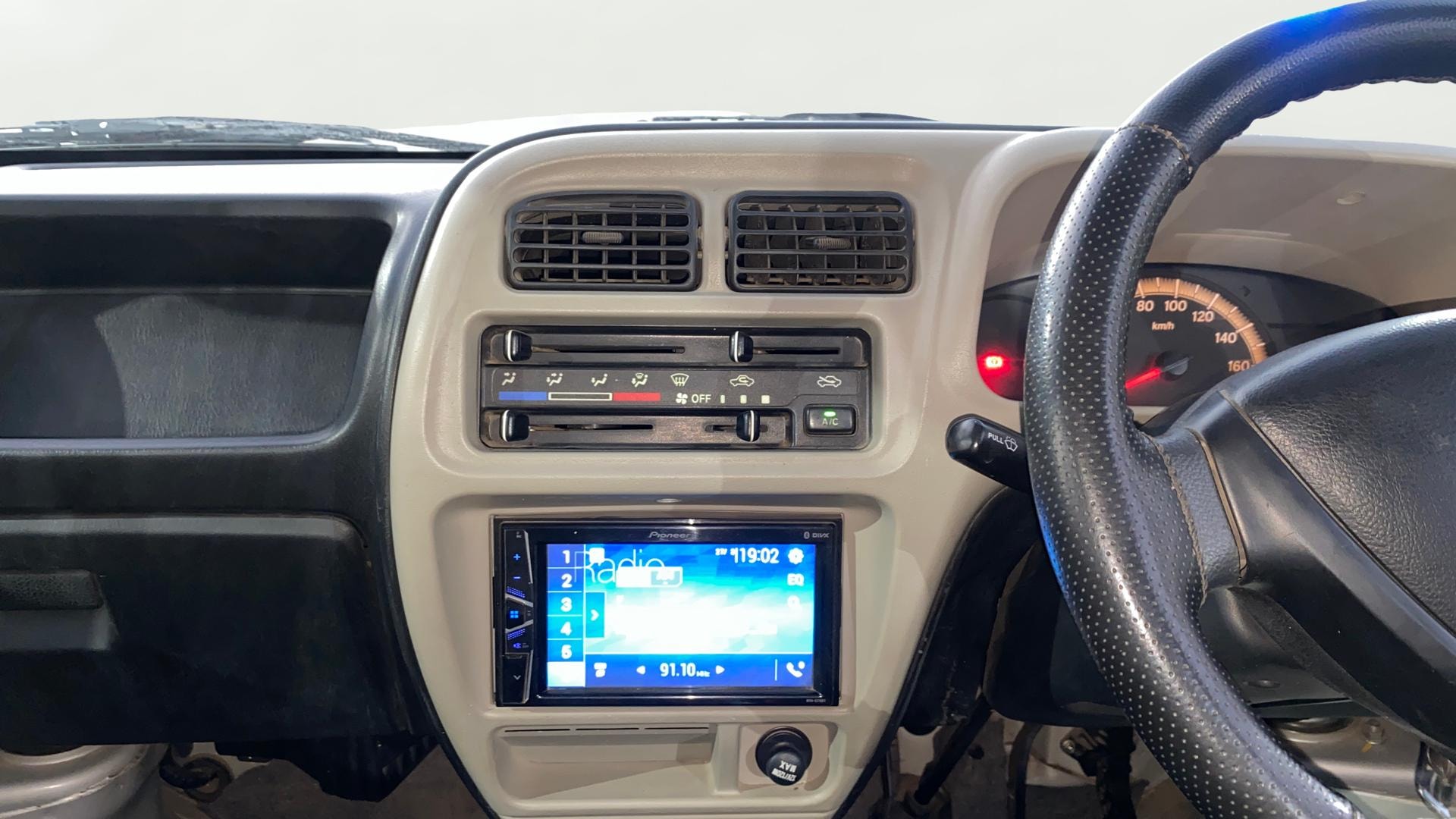 View 2021 Maruti Suzuki 1000 Base Variant Image 31 Used 2021 Maruti Suzuki 1000 Base Variant Image 31