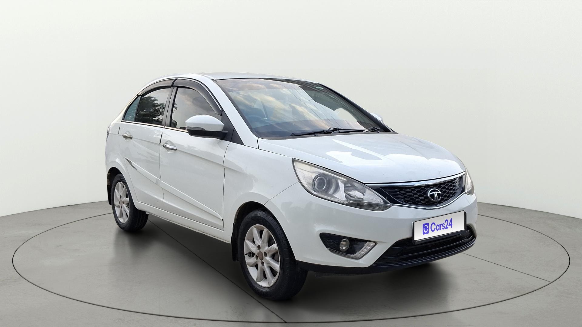 View 2016 Tata Zest XM Petrol Image 21 Used 2016 Tata Zest XM Petrol Image 21
