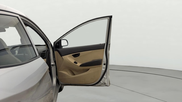 View Hyundai EON Image 43 Used Hyundai EON Image 43
