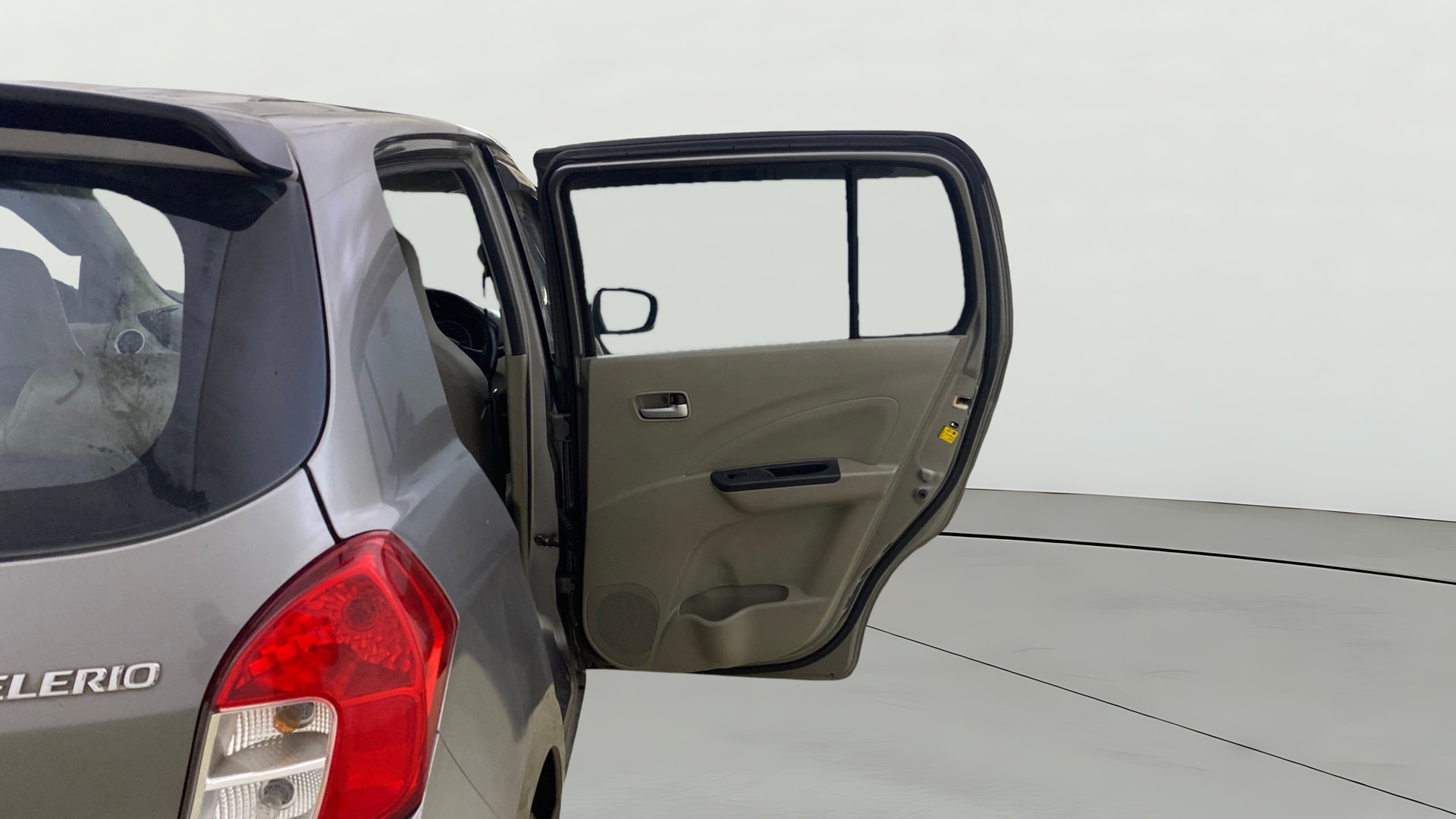 View 2015 Maruti Suzuki 1000 Base Variant Image 7 Used 2015 Maruti Suzuki 1000 Base Variant Image 7