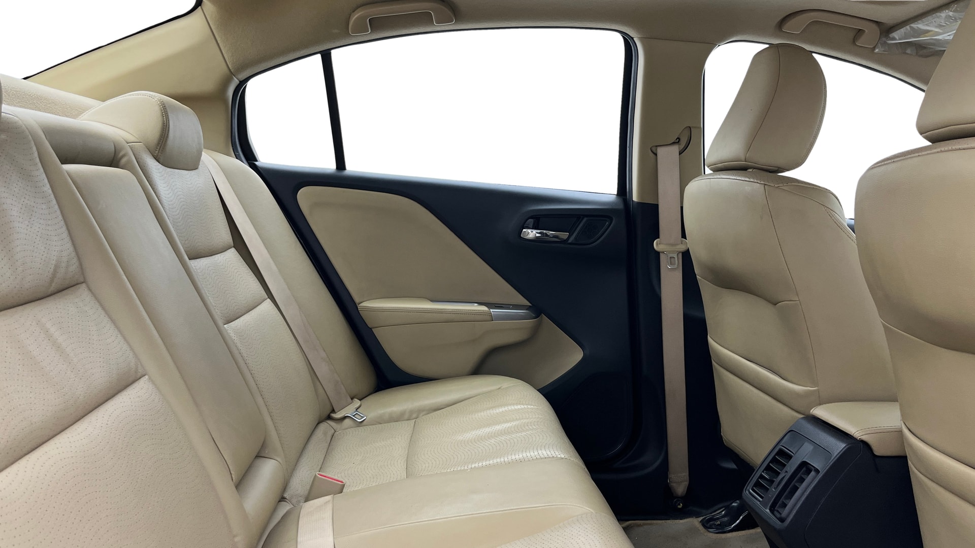 View 2015 Honda City ZX MT Diesel Anniversary Edition Image 31 Used 2015 Honda City ZX MT Diesel Anniversary Edition Image 31