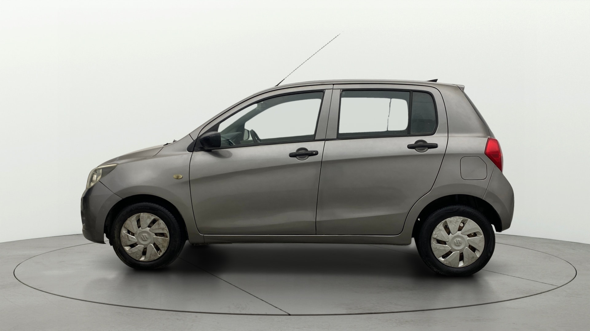 View 2014 Maruti Suzuki 1000 Base Variant Image 5 Used 2014 Maruti Suzuki 1000 Base Variant Image 5