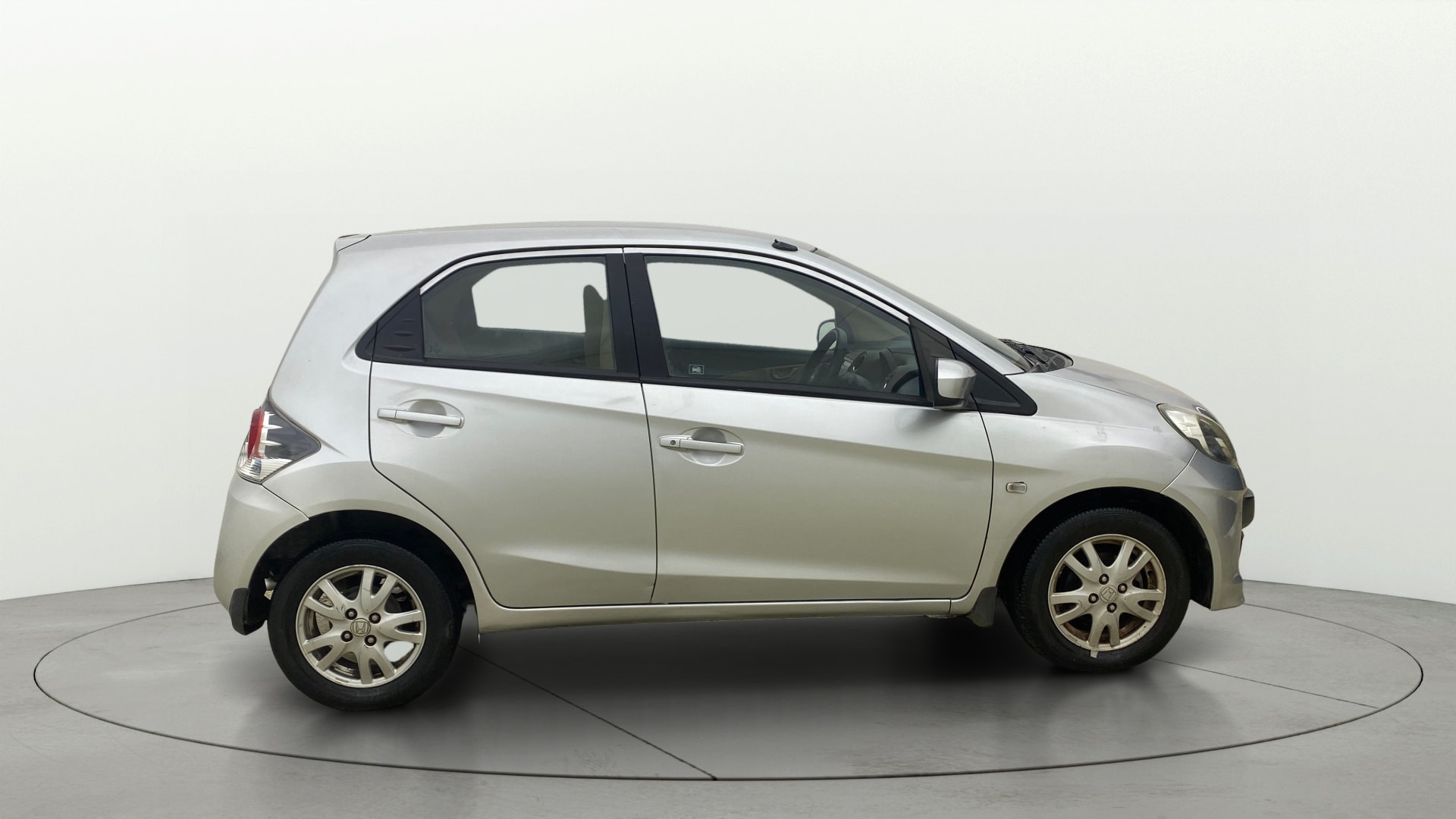 View 2013 Honda Brio VX AT Petrol Image 8 Used 2013 Honda Brio VX AT Petrol Image 8