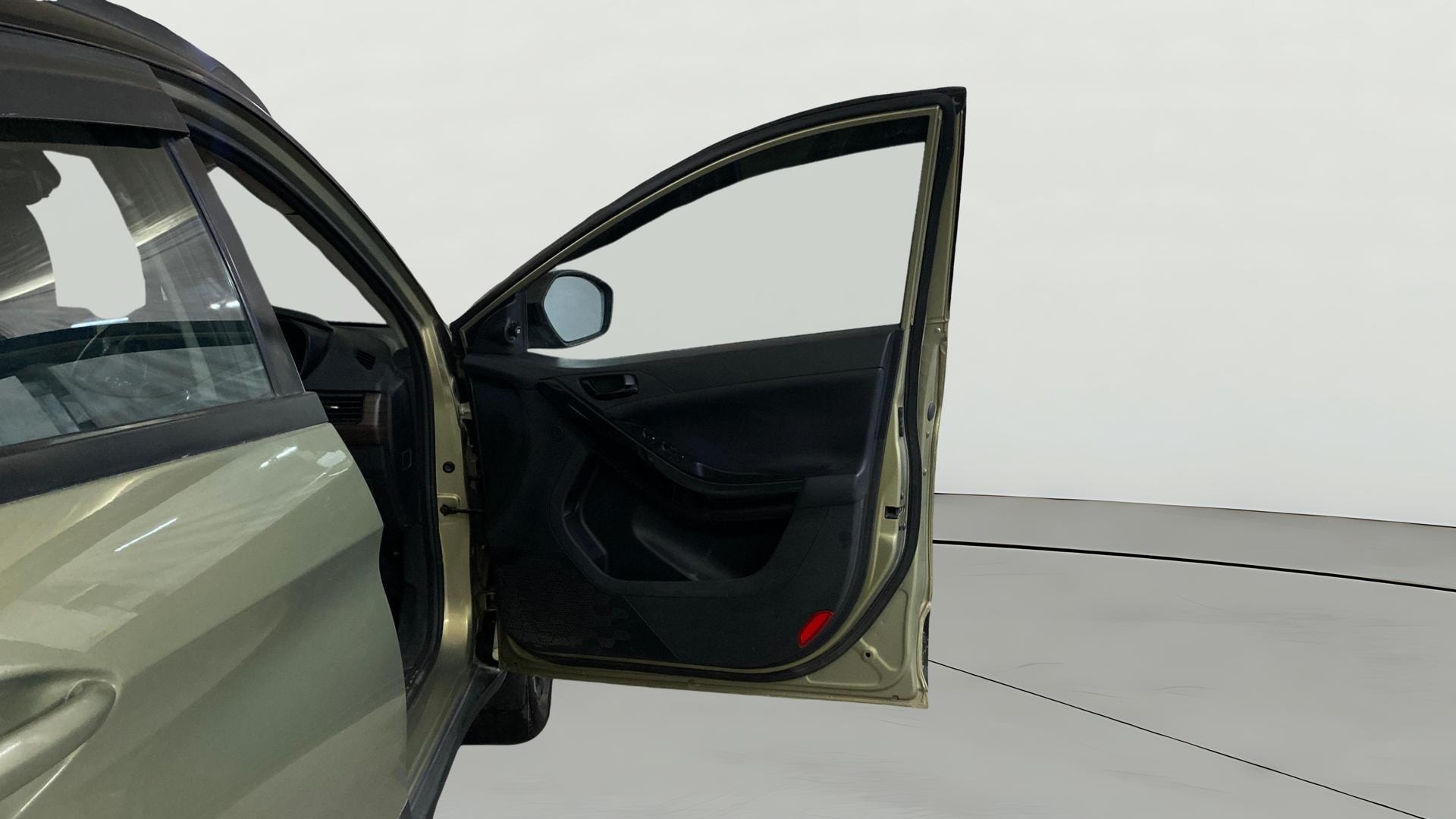 View 2022 Tata Nexon Revotron XE Image 48 Used 2022 Tata Nexon Revotron XE Image 48