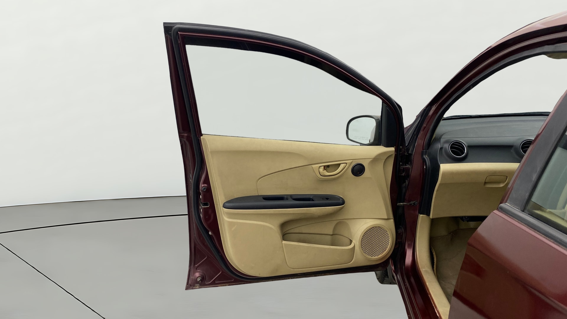 View 2014 Honda Amaze E MT Petrol BS IV Image 31 Used 2014 Honda Amaze E MT Petrol BS IV Image 31