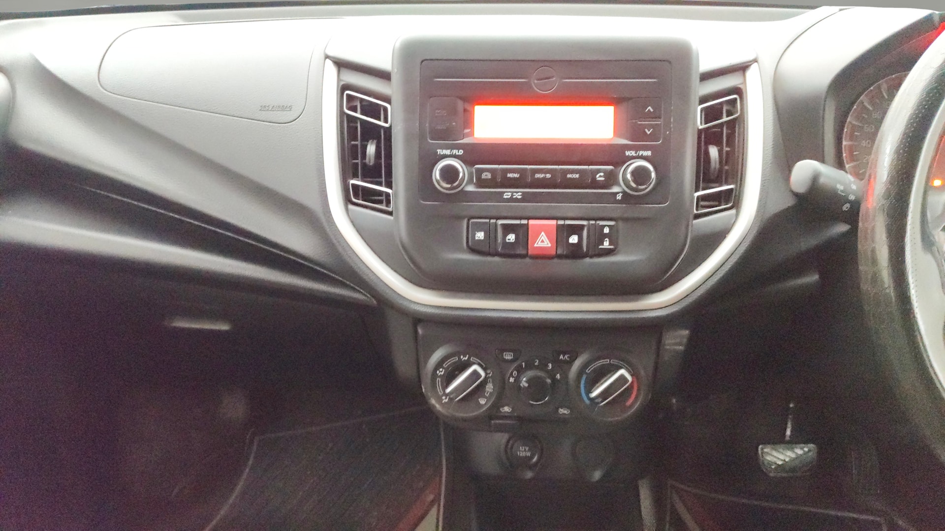 View 2022 Maruti Suzuki 1000 Base Variant Image 17 Used 2022 Maruti Suzuki 1000 Base Variant Image 17
