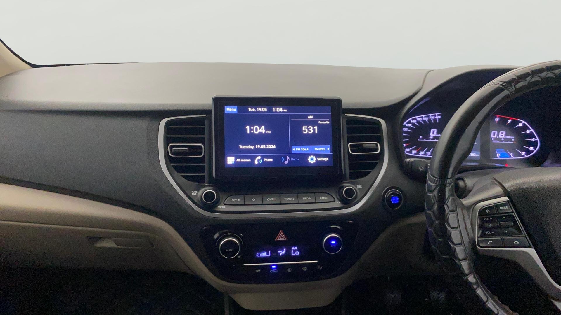 Used 2022 Hyundai Verna Used 2022 Hyundai Verna