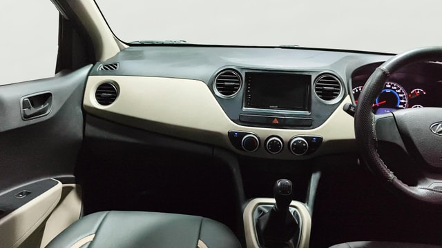 View Hyundai Grand i10 Image 17 Used Hyundai Grand i10 Image 17