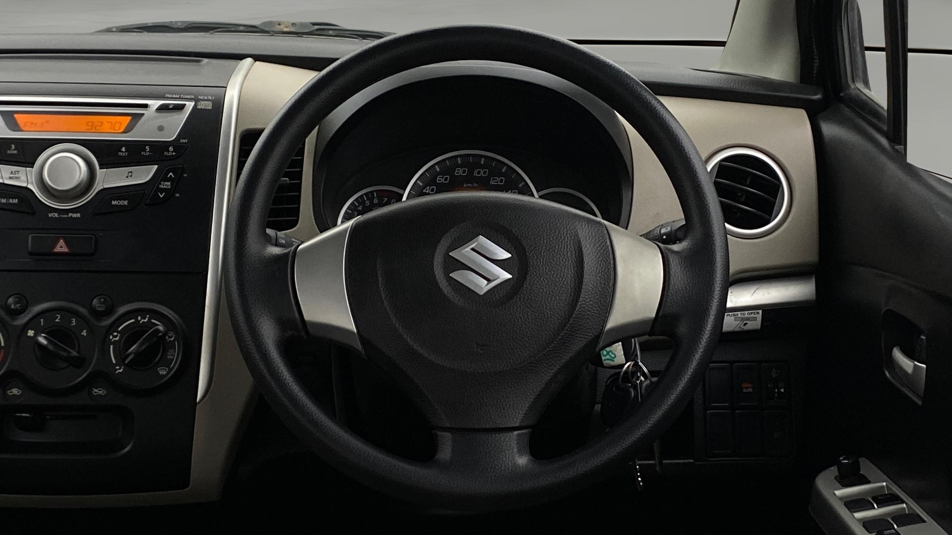 View 2014 Maruti Suzuki 1000 Base Variant Image 20 Used 2014 Maruti Suzuki 1000 Base Variant Image 20