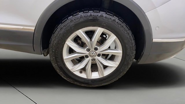 View Volkswagen Tiguan AllSpace Image 8 Used Volkswagen Tiguan AllSpace Image 8
