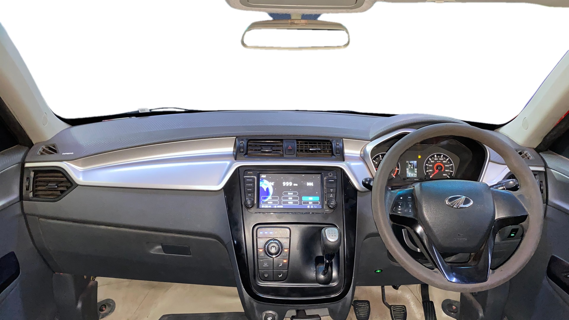 View 2020 Mahindra KUV100 K2 Petrol BS IV Image 15 Used 2020 Mahindra KUV100 K2 Petrol BS IV Image 15