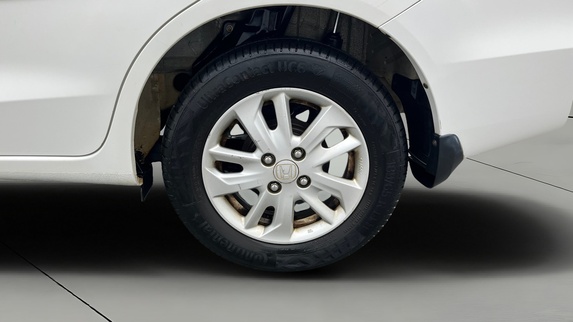 View 2014 Honda Amaze E MT Petrol BS IV Image 11 Used 2014 Honda Amaze E MT Petrol BS IV Image 11