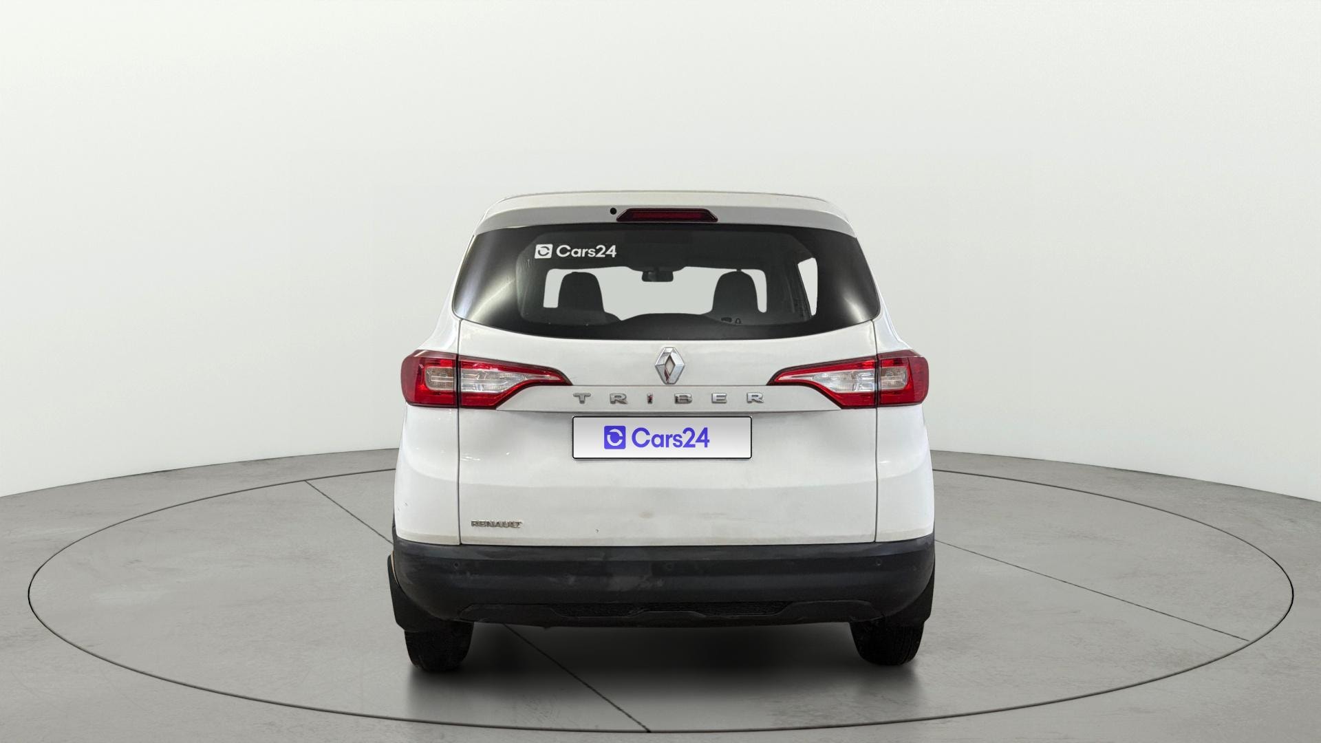 View 2022 Renault Triber RXE Image 39 Used 2022 Renault Triber RXE Image 39