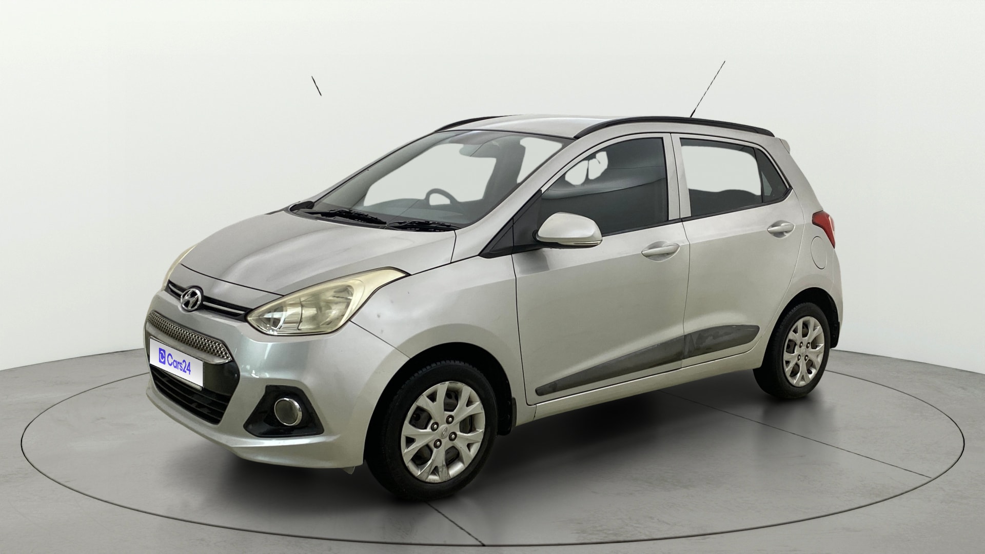 View 2015 Hyundai Grand i10 Sportz 1.2 Kappa Image 34 Used 2015 Hyundai Grand i10 Sportz 1.2 Kappa Image 34