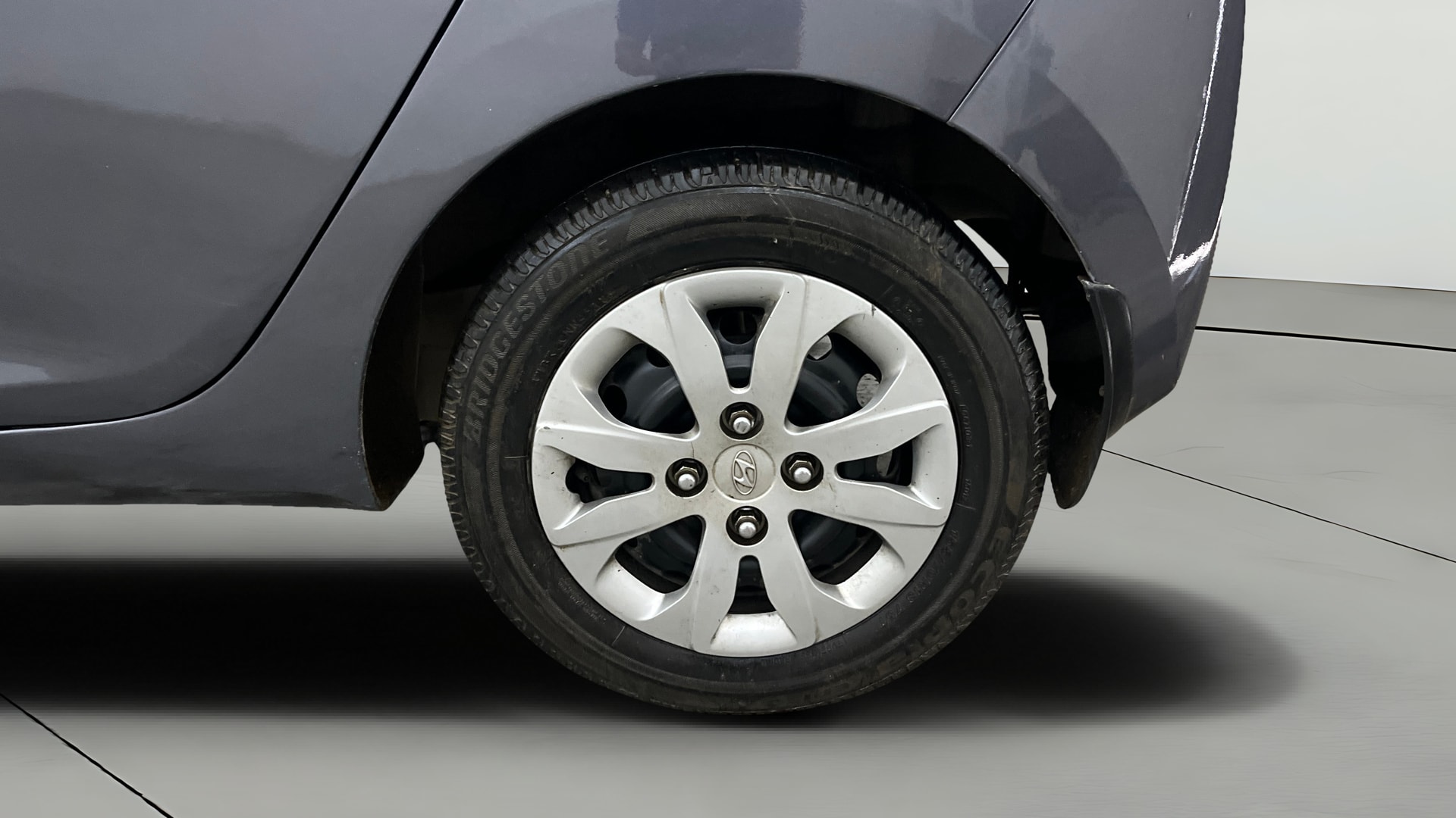 View 2015 Hyundai EON Sportz Image 11 Used 2015 Hyundai EON Sportz Image 11