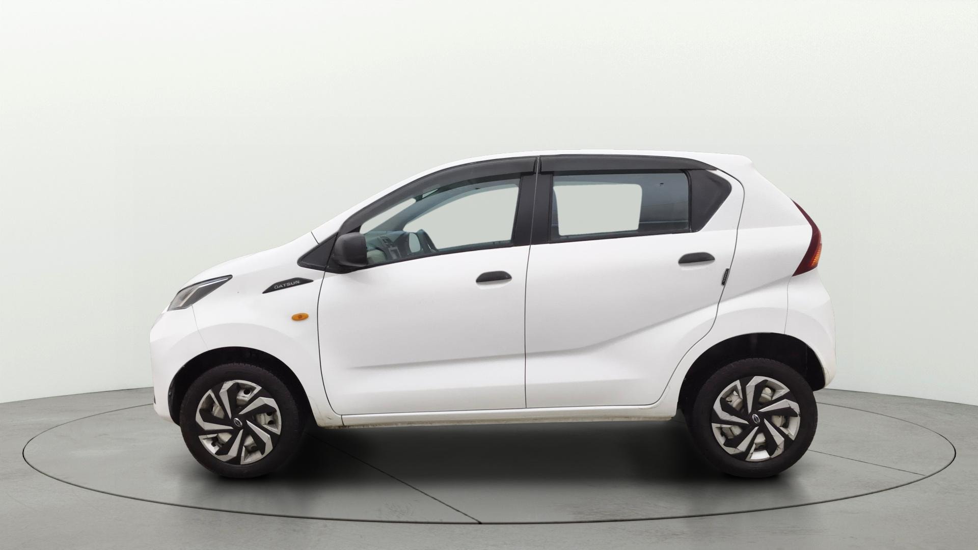 View 2022 Datsun Redi GO A Image 5 Used 2022 Datsun Redi GO A Image 5