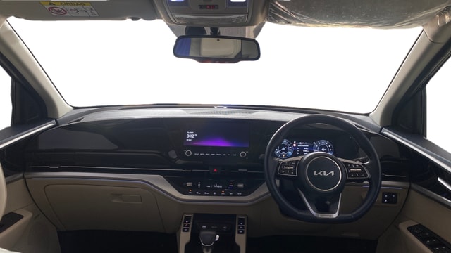 View Kia Carens Image 16 Used Kia Carens Image 16