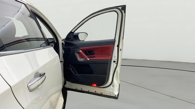 View Tata Harrier Image 45 Used Tata Harrier Image 45