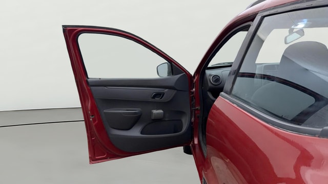 View Renault Kwid Image 30 Used Renault Kwid Image 30