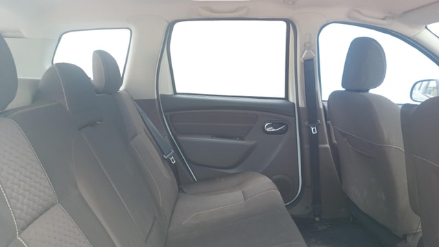View Renault Duster Image 34 Used Renault Duster Image 34