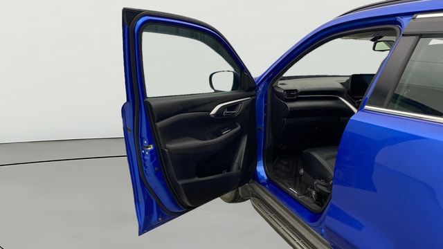 View Toyota Urban Cruiser Hyryder Image 33 Used Toyota Urban Cruiser Hyryder Image 33