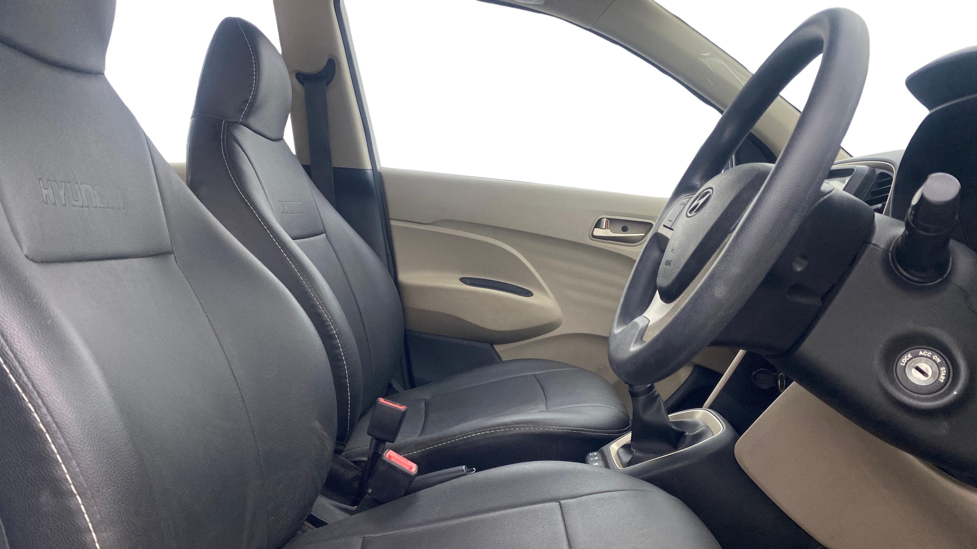 View 2019 Hyundai New Santro D-Lite Petrol Image 25 Used 2019 Hyundai New Santro D-Lite Petrol Image 25
