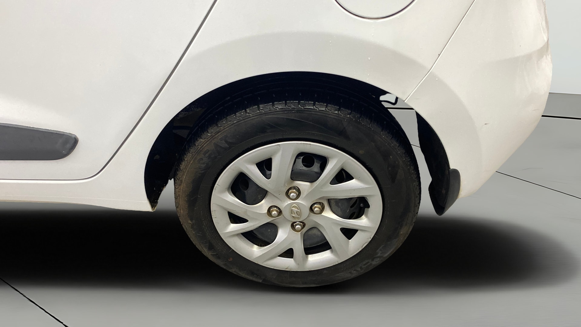 View 2019 Hyundai Grand i10 Magna 1.2 Kappa VTVT Image 11 Used 2019 Hyundai Grand i10 Magna 1.2 Kappa VTVT Image 11