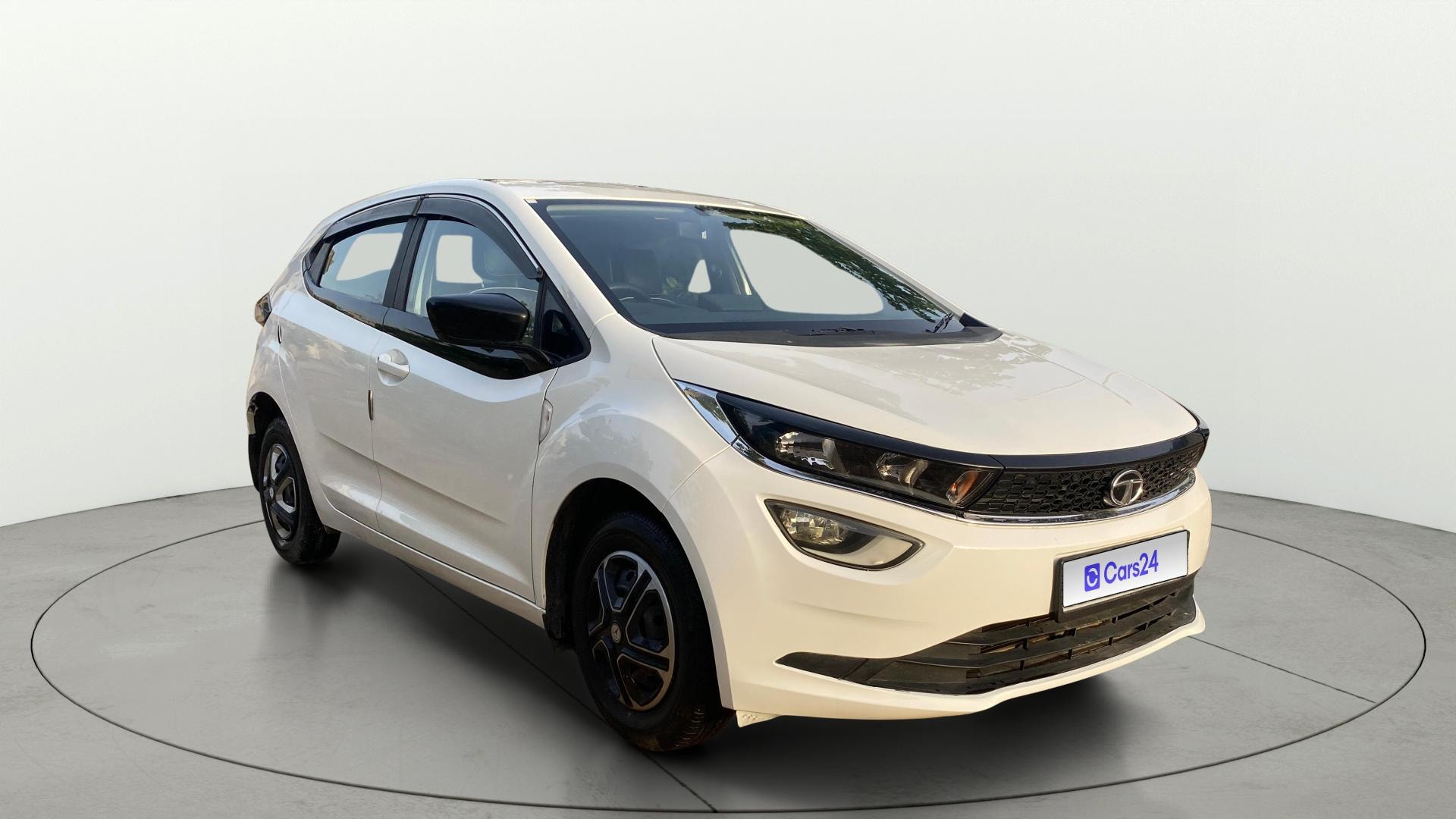 View 2023 Tata Altroz XE Petrol Image 21 Used 2023 Tata Altroz XE Petrol Image 21