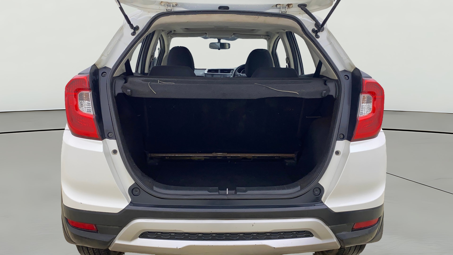 View 2019 Honda WR-V S MT Diesel Edge Edition Image 38 Used 2019 Honda WR-V S MT Diesel Edge Edition Image 38