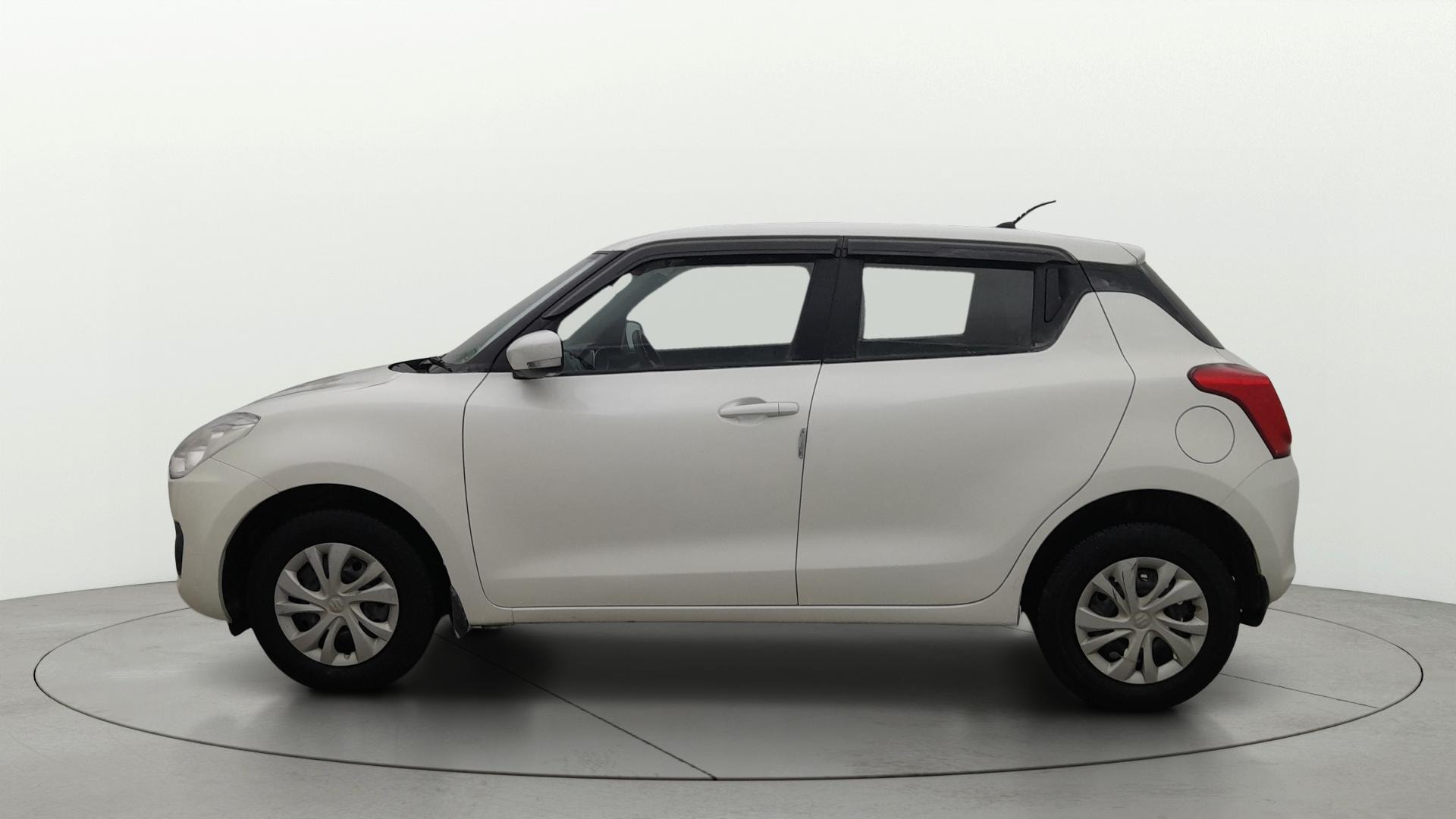 View 2021 Maruti Suzuki 1000 Base Variant Image 5 Used 2021 Maruti Suzuki 1000 Base Variant Image 5