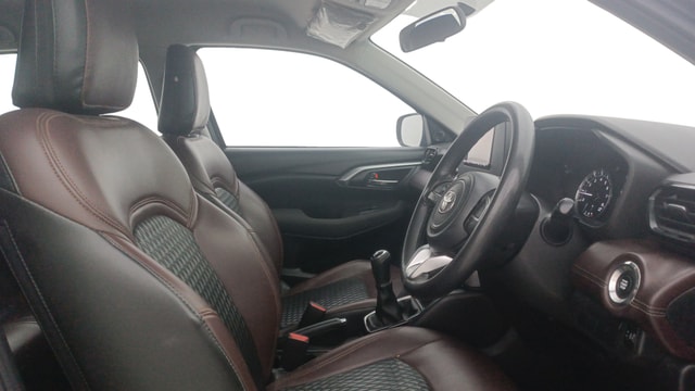 View Toyota Urban Cruiser Hyryder Image 17 Used Toyota Urban Cruiser Hyryder Image 17