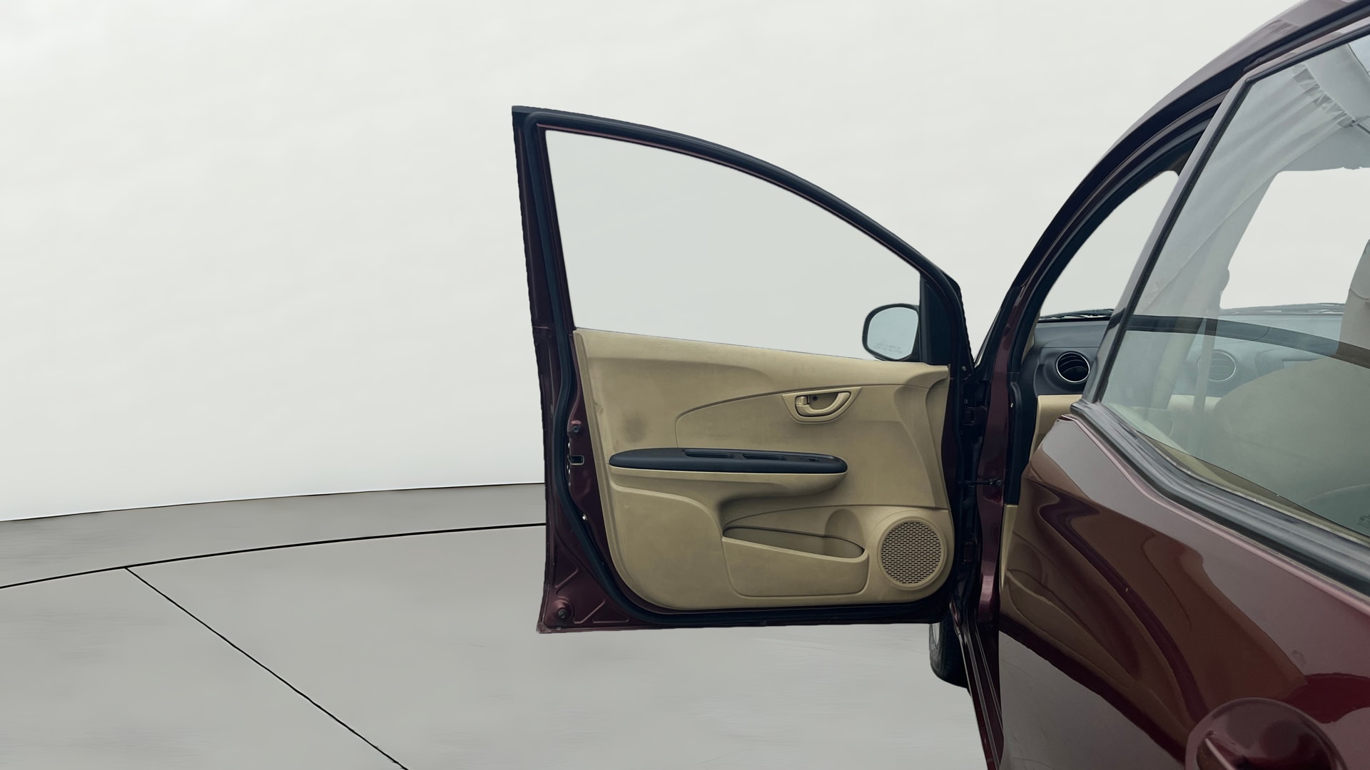 View 2014 Honda Mobilio E Diesel Image 31 Used 2014 Honda Mobilio E Diesel Image 31