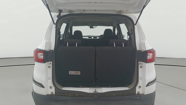 View Renault Triber Image 39 Used Renault Triber Image 39