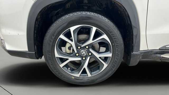 View Toyota Urban Cruiser Hyryder Image 35 Used Toyota Urban Cruiser Hyryder Image 35