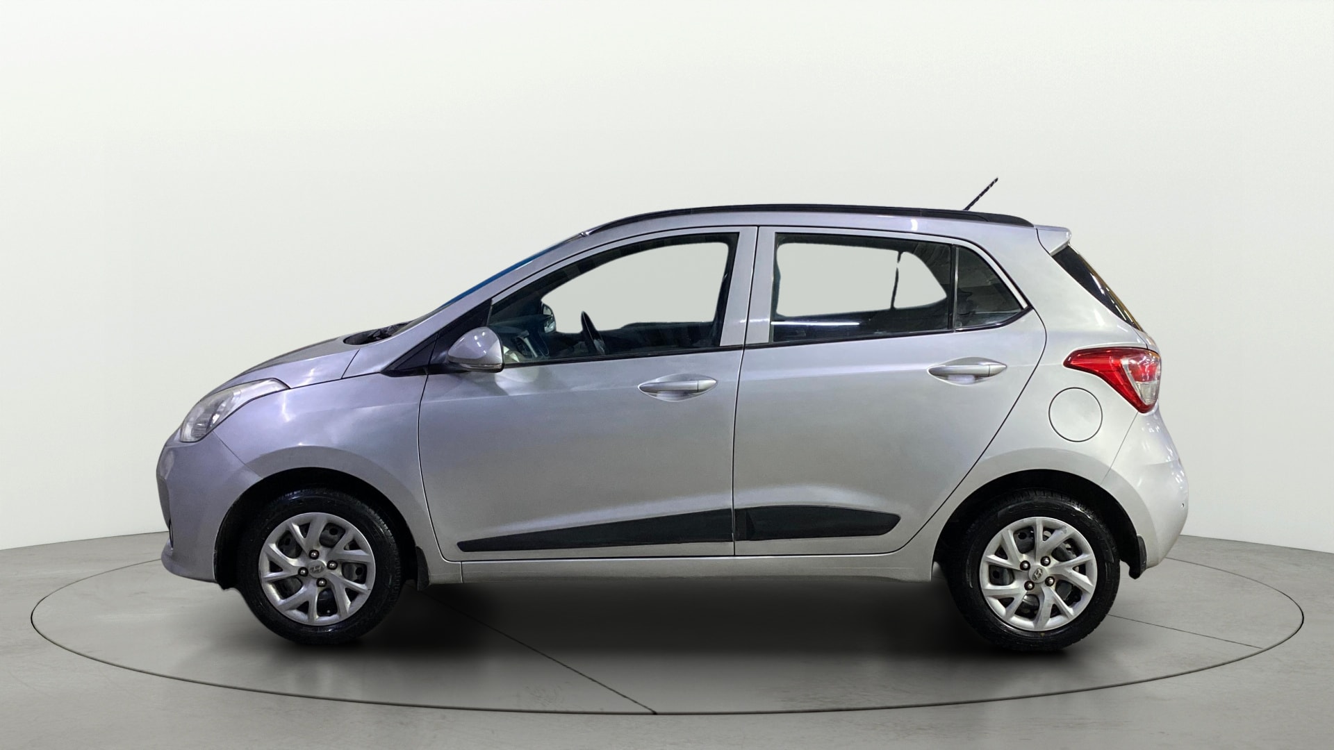 Used 2017 Hyundai Grand i10 Used 2017 Hyundai Grand i10