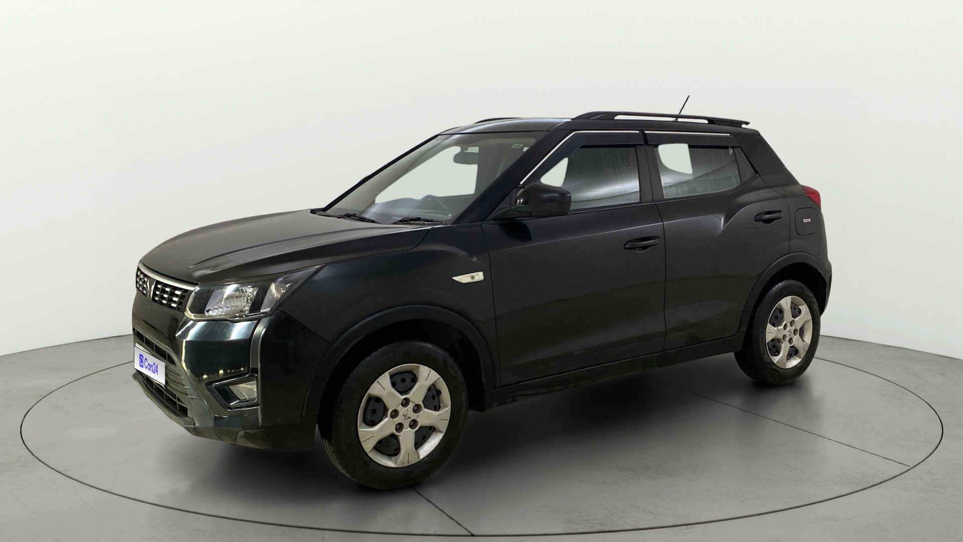 View 2024 Mahindra XUV300 W4 Petrol BS IV Image 35 Used 2024 Mahindra XUV300 W4 Petrol BS IV Image 35