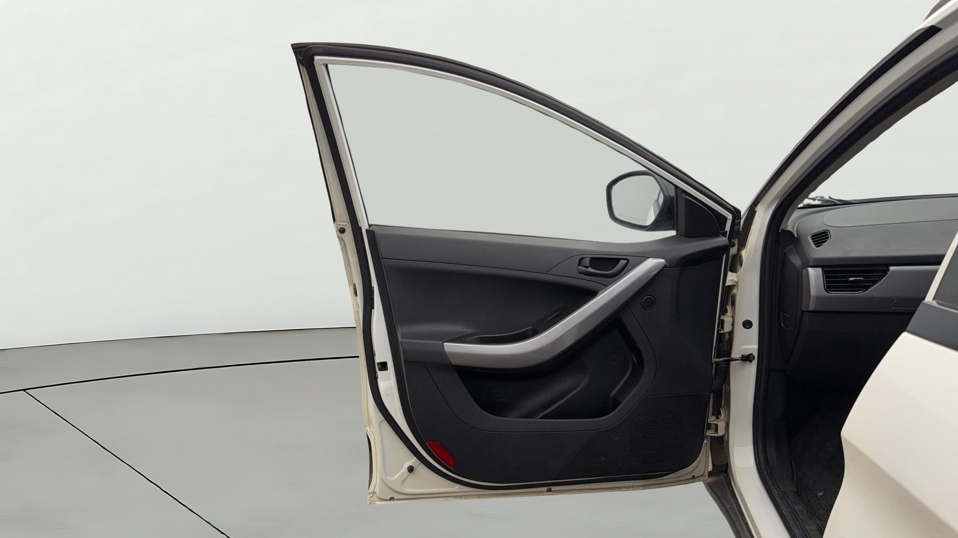 View 2023 Tata Nexon Revotron XE Image 31 Used 2023 Tata Nexon Revotron XE Image 31