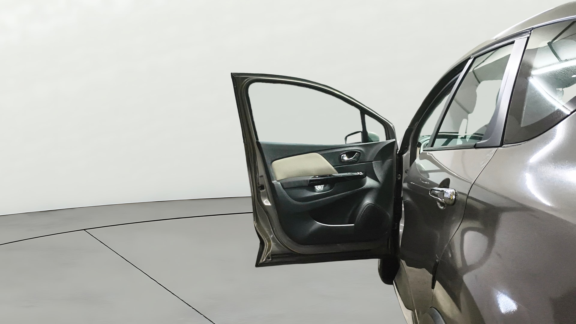 View 2018 Renault Captur RXT Mono Diesel Image 31 Used 2018 Renault Captur RXT Mono Diesel Image 31