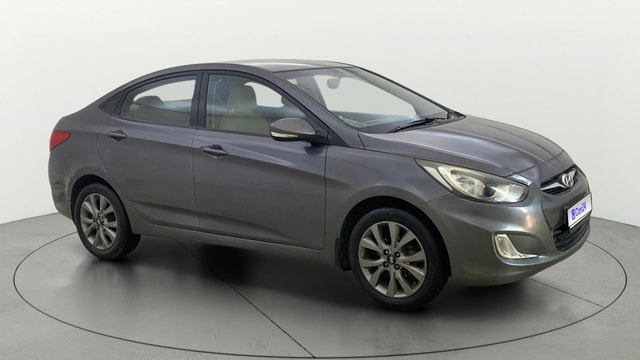 View Hyundai Fluidic Verna Image 36 Used Hyundai Fluidic Verna Image 36