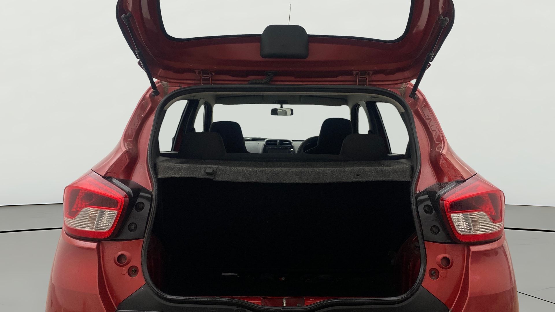 View 2017 Renault Kwid RXT 1.0 Image 36 Used 2017 Renault Kwid RXT 1.0 Image 36